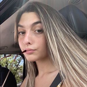 Meet your Posher, Ellabell